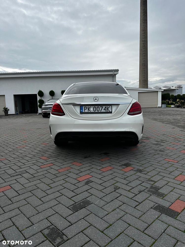 Mercedes-Benz Klasa C AMG 43 4-Matic - 4
