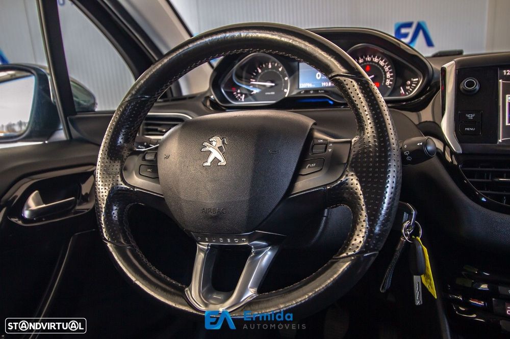 Peugeot 208 1.6 e-HDi Active - 26