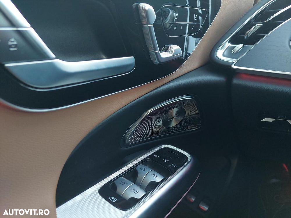 Mercedes-Benz E - 18