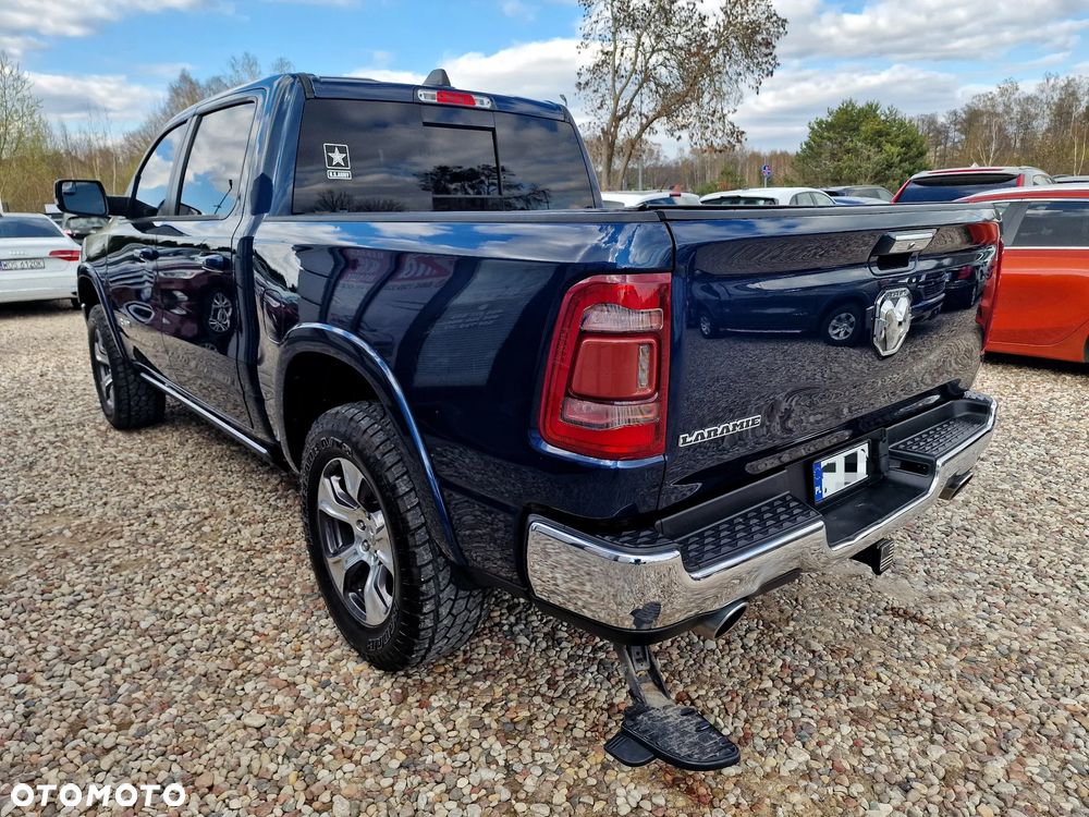 RAM 1500 5.7 Crew Cab Laramie - 11