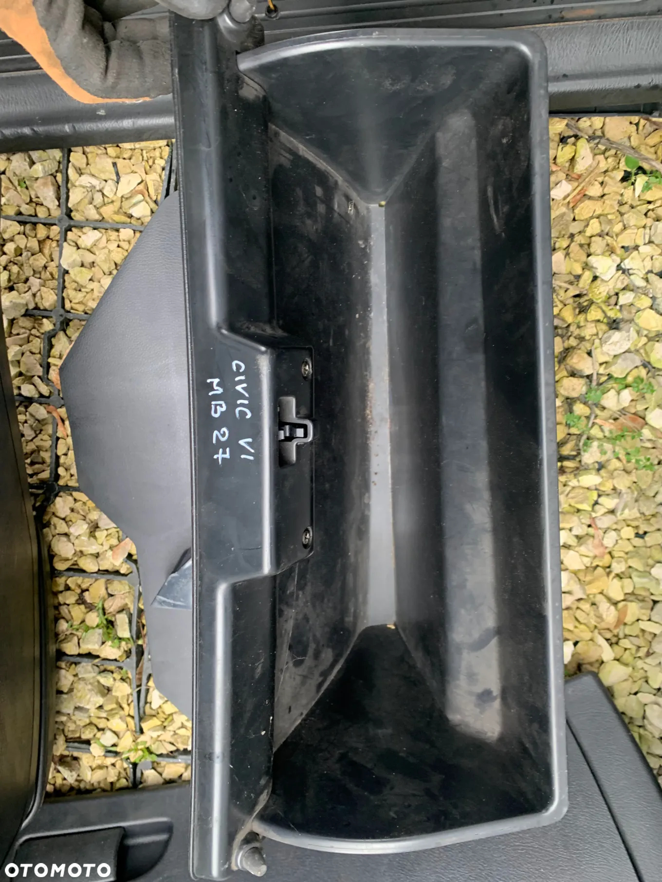 PLASTIK MIX POJAZDU: HONDA CIVIC VI MB27 - 10