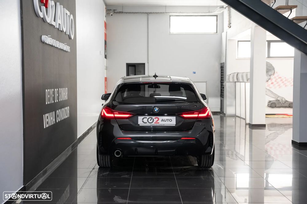BMW 116 d Pack Desportivo M Auto - 5