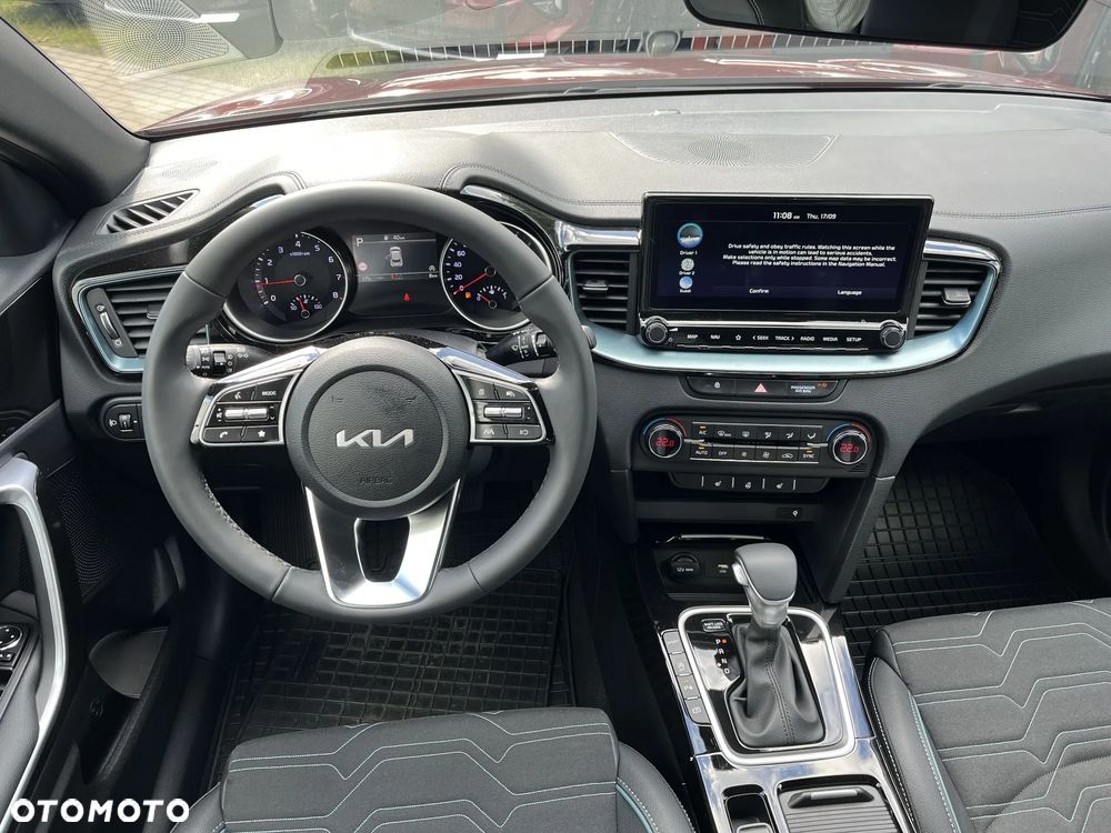 Kia XCeed 1.6 T-GDI Tribute DCT - 13