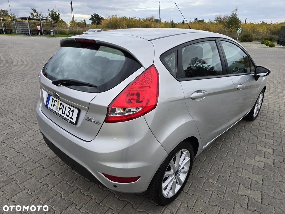 Ford Fiesta - 9