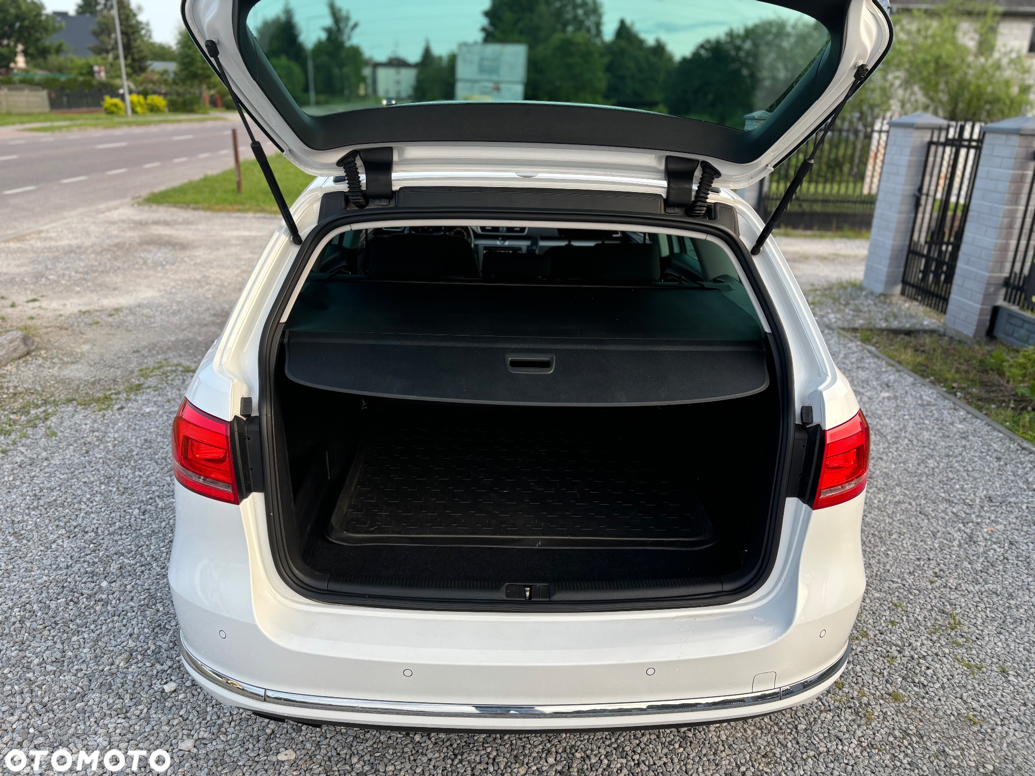 Volkswagen Passat - 19