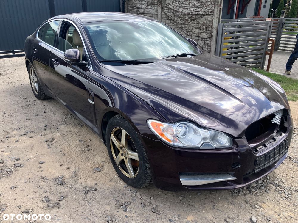 Jaguar XF 3.0 V6 - 1