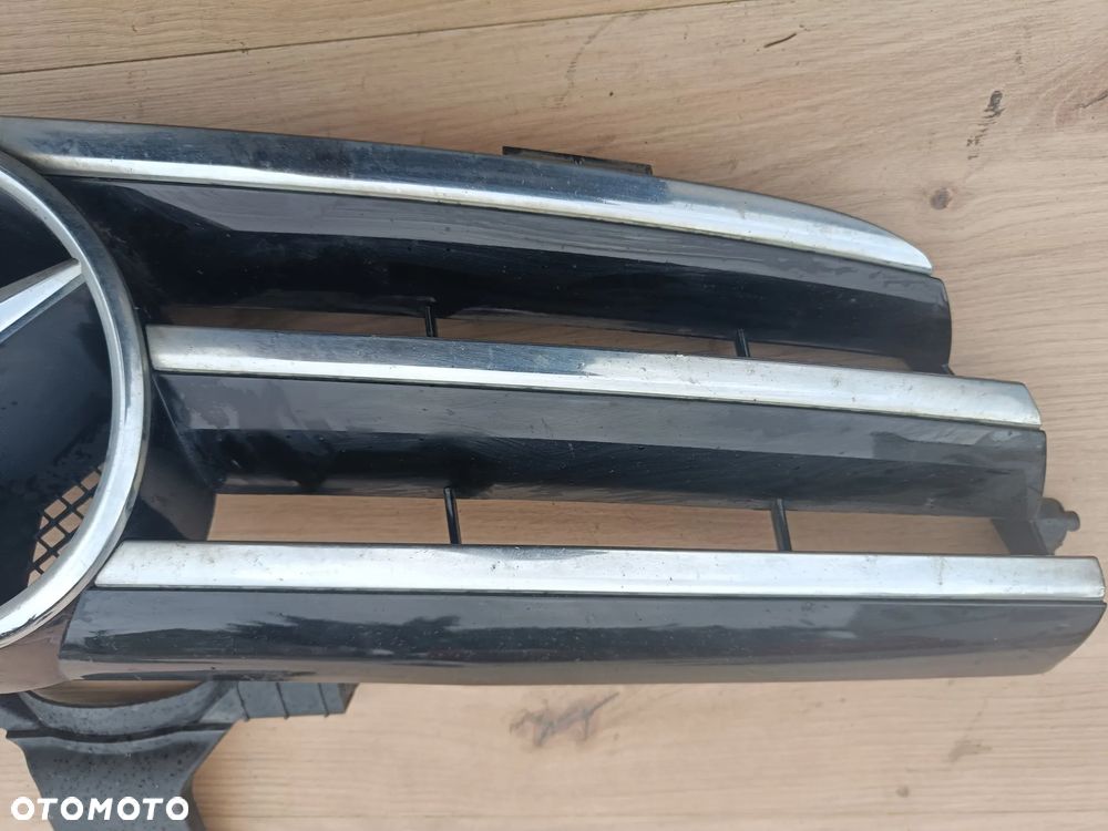 MERCEDES W209 CLK LIFT GRILL ATRAPA PRZEDNIA PRZÓD - 2