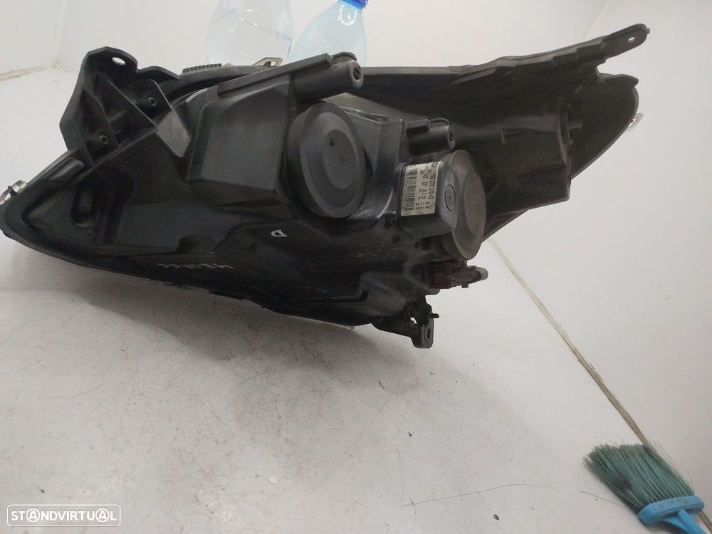Farol/ Otica Dianteiro Dto Opel Astra H Caravan (L35) - 4