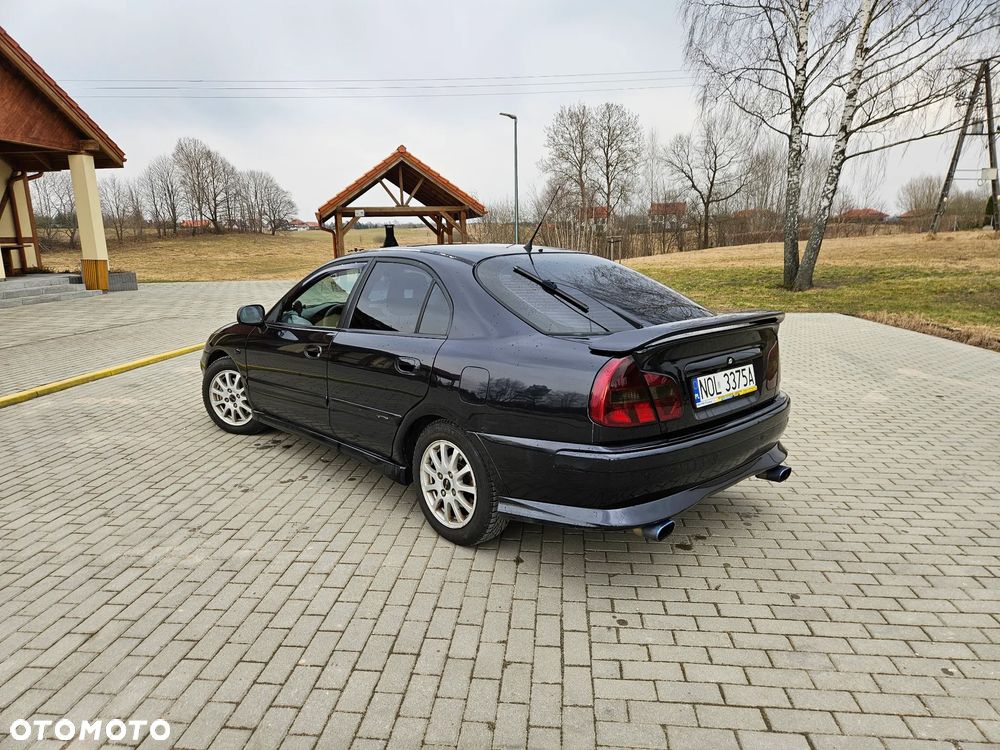Mitsubishi Carisma 1.6 Classic - 4