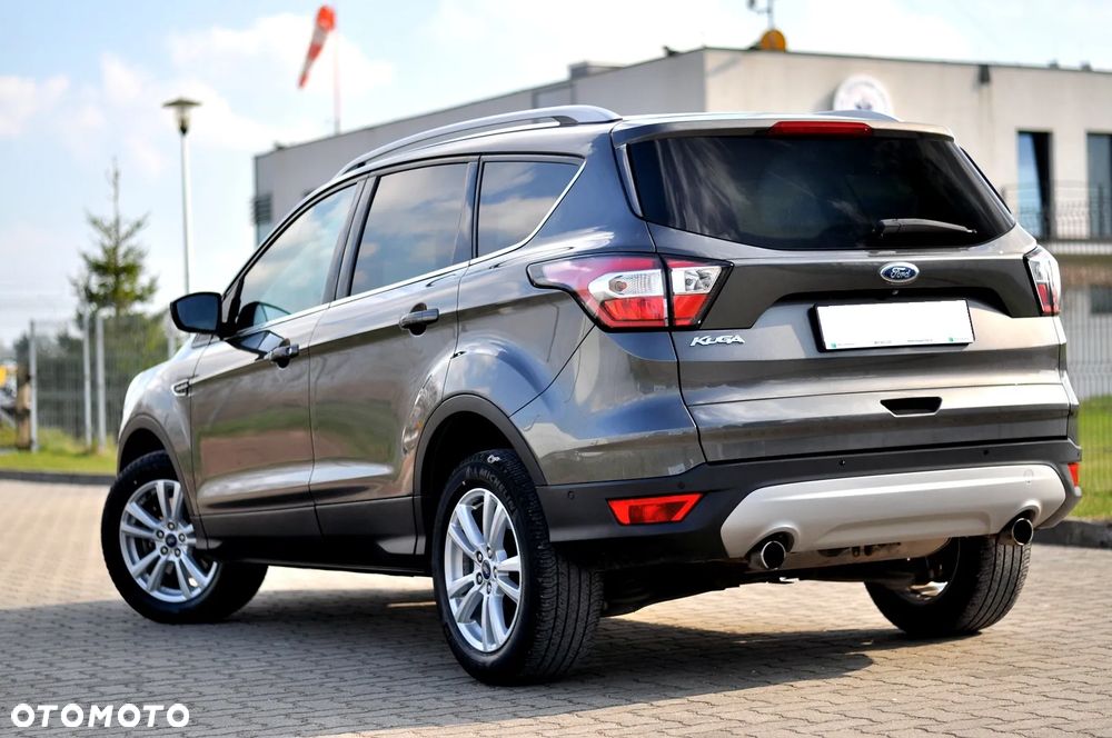 Ford Kuga - 4