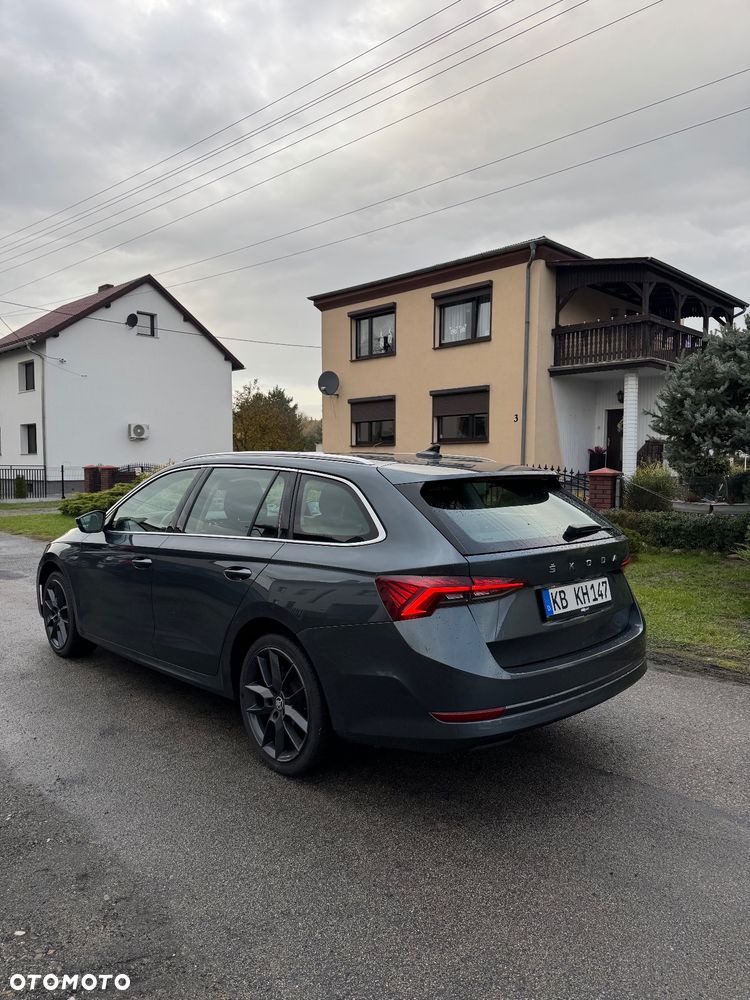 Skoda Octavia Combi 2.0 TDI DSG Ambition - 8