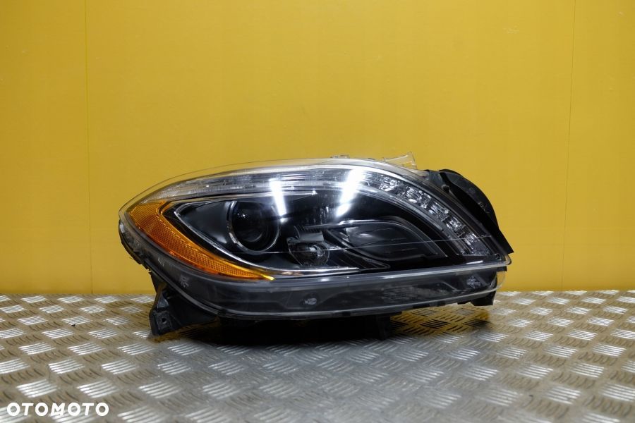 MERCEDES ML W166 2012- REFLEKTOR LAMPA XENON Z LED R USA - 1