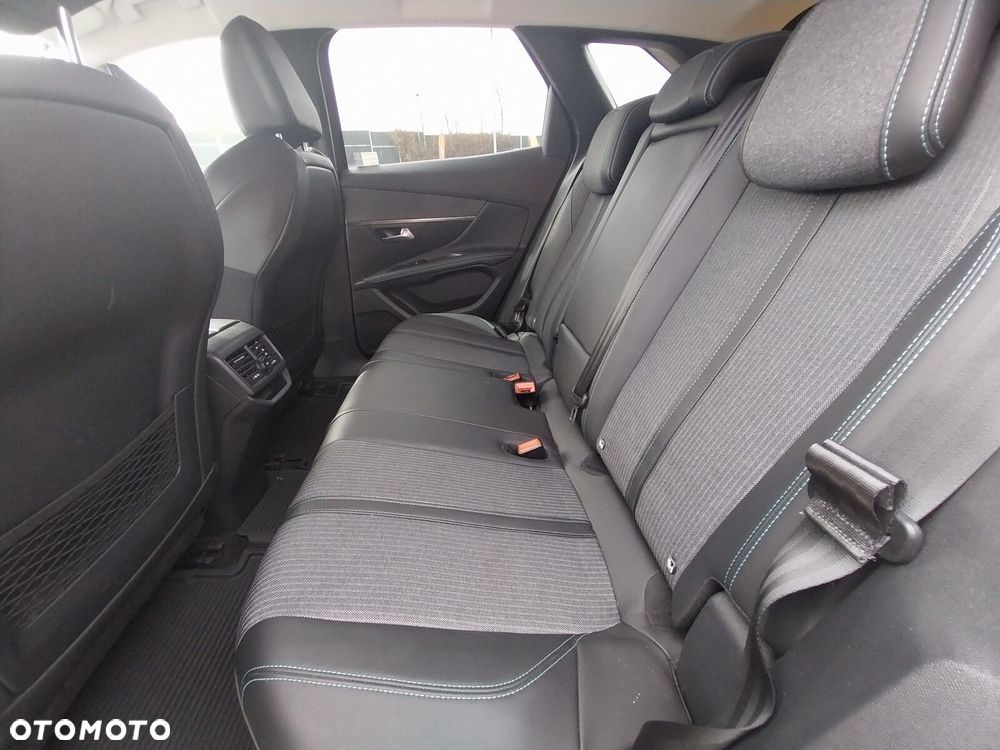 Peugeot 3008 - 8