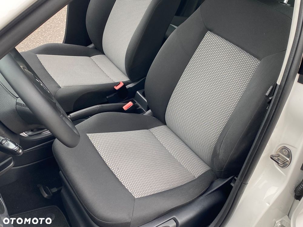 Volkswagen Polo - 26