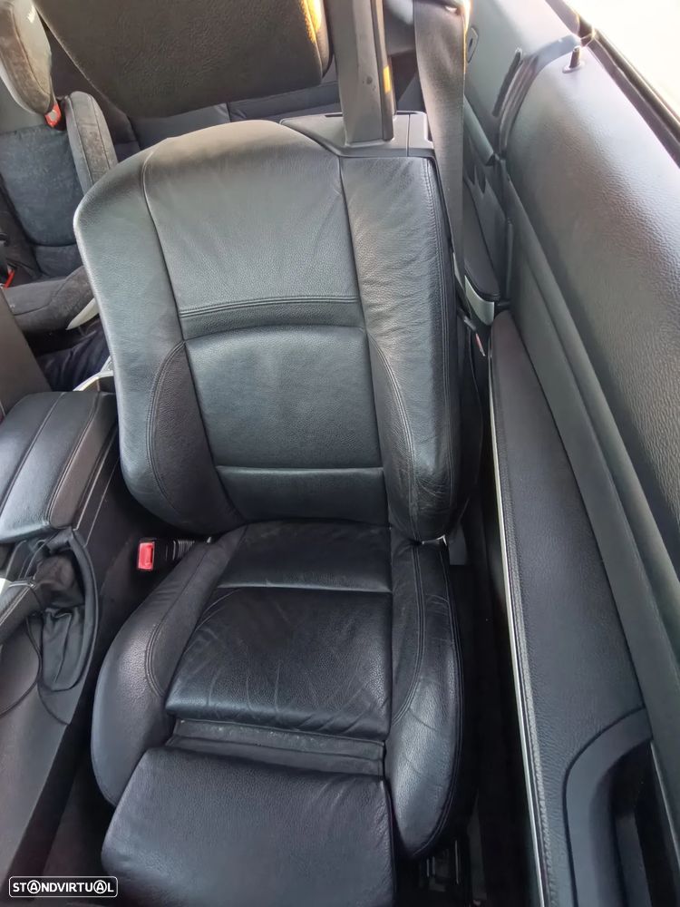 BMW 335 i Cabrio Aut. M Sport Edition - 4