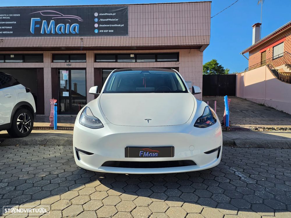 Tesla Model Y Long Range Dual Motor AWD - 2