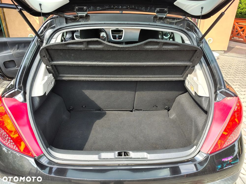 Peugeot 207 1.4 16V Trendy - 9