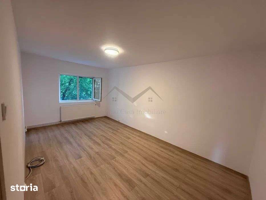 Apartament 2 camere Canta Profi renovat in totalitate etajul 3 — fotografia 1