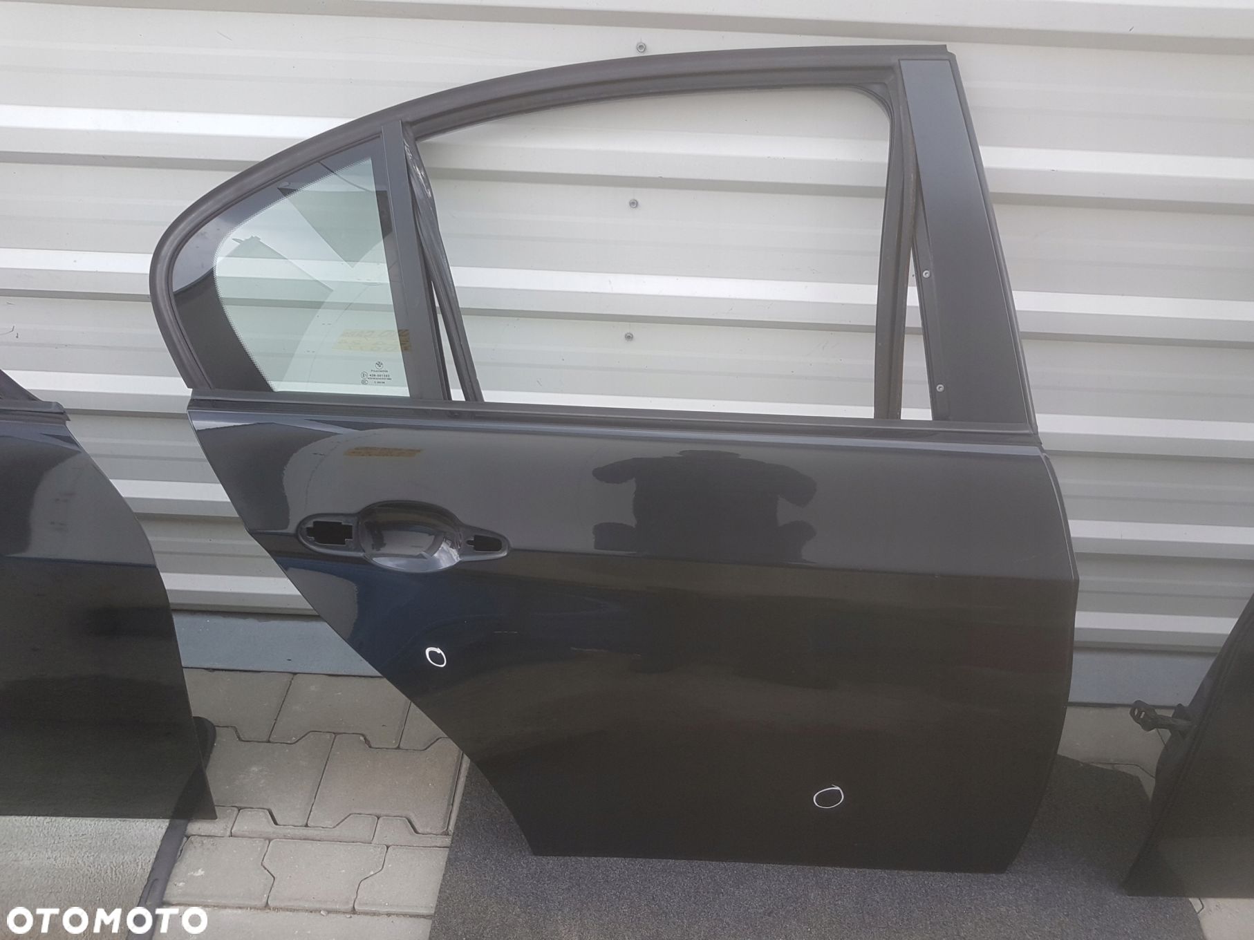 BMW 3 E90 DRZWI PRAWE TYŁ TYLNE 475 - 1