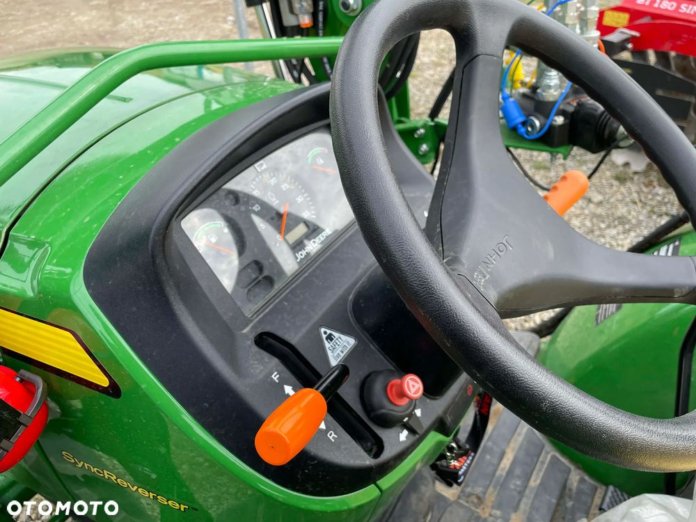 John Deere 3036E 3038E - 7