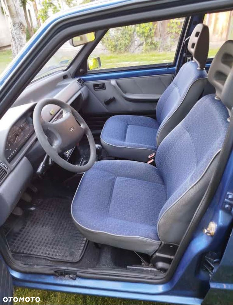 Fiat Uno 899 - 6