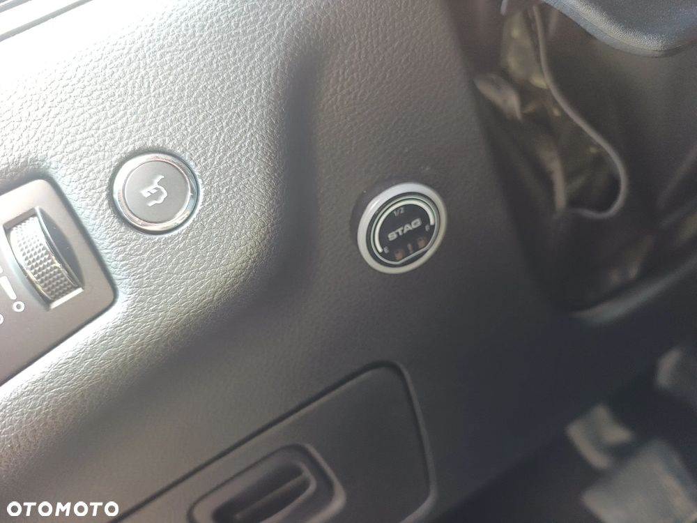 Jeep Cherokee - 16