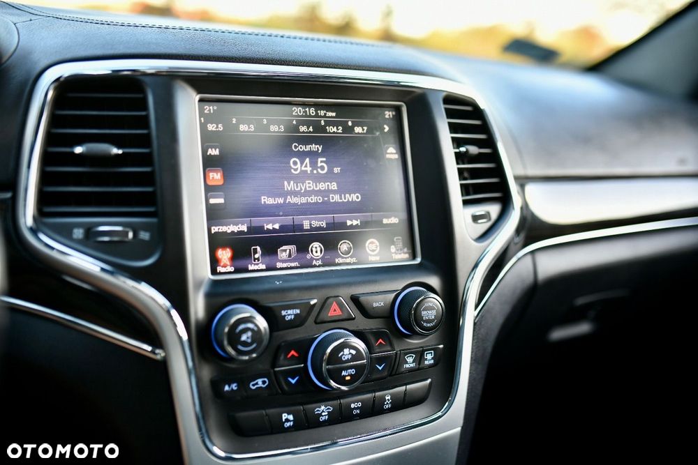 Jeep Grand Cherokee - 13