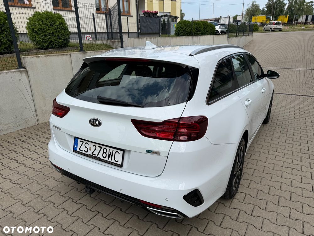Kia Ceed - 14