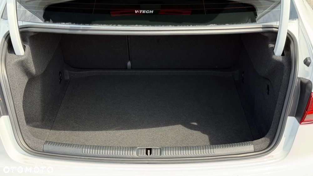 Audi A3 Limousine - 10