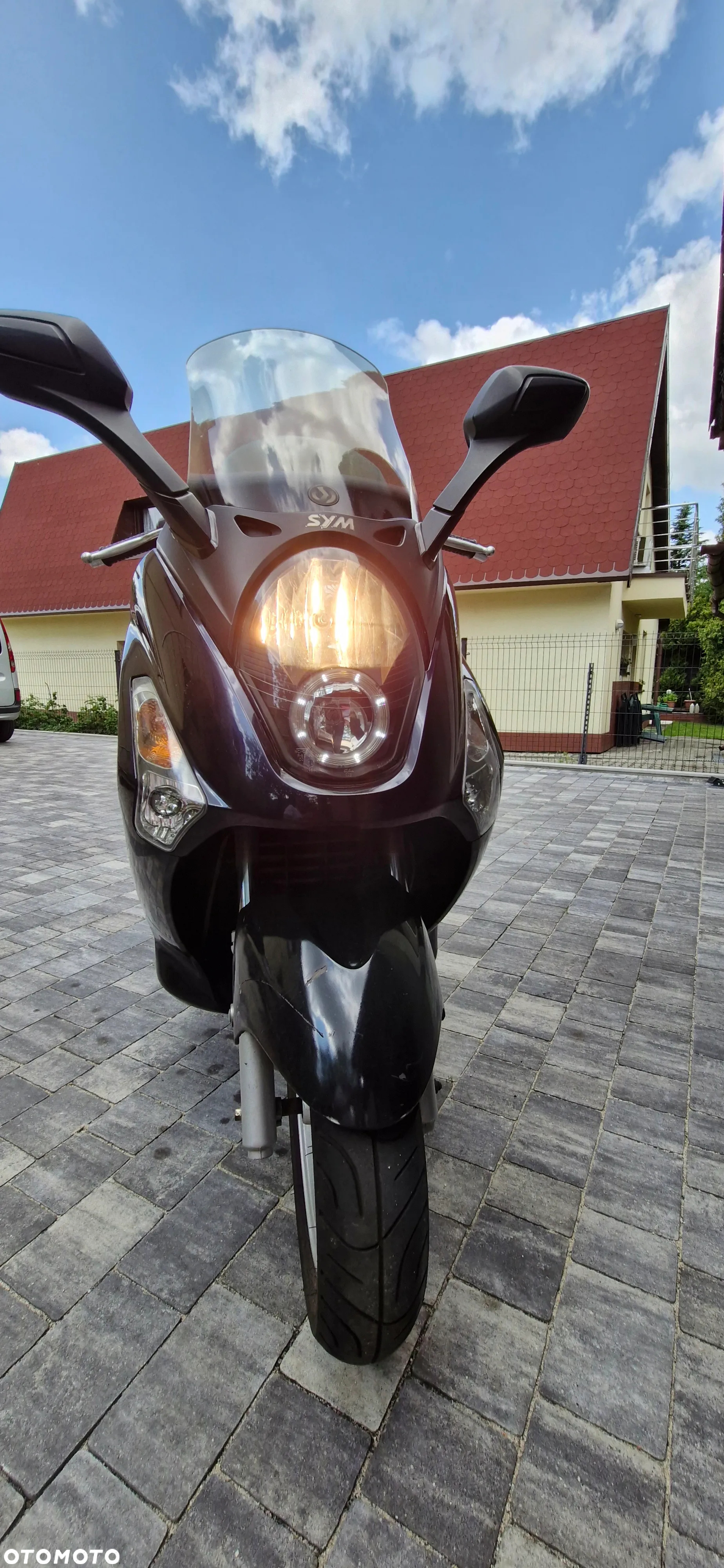 SYM GTS - 4