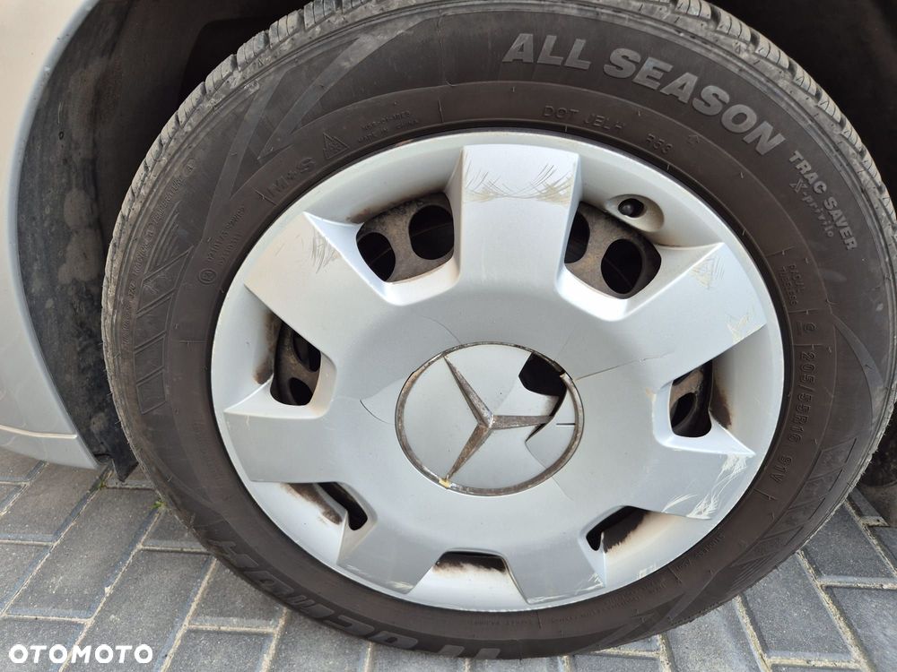 Mercedes-Benz Klasa B 180 CDI - 21