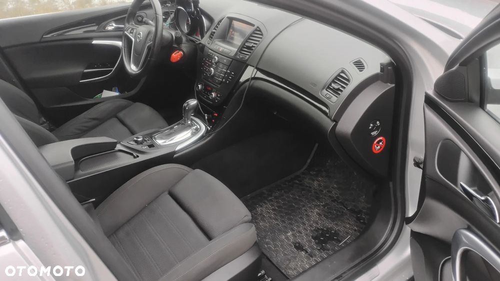 Opel Insignia 2.8 Turbo 4x4 Sport - 9