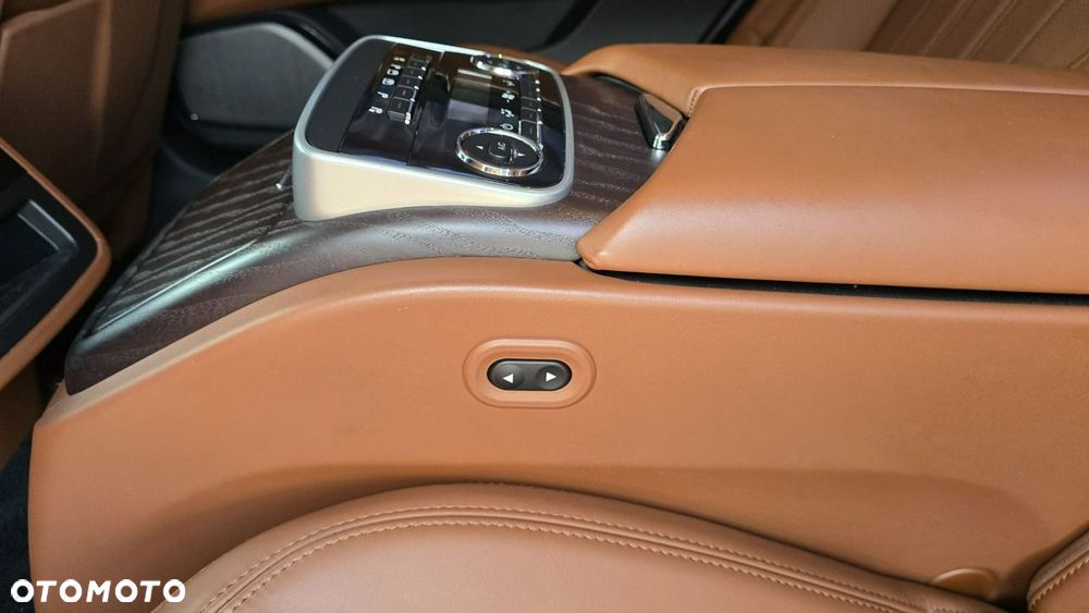 Maserati Quattroporte - 38