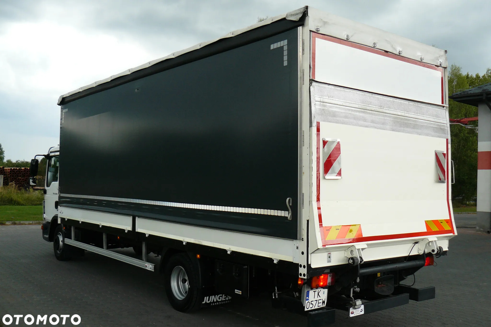 MAN TGL - 11