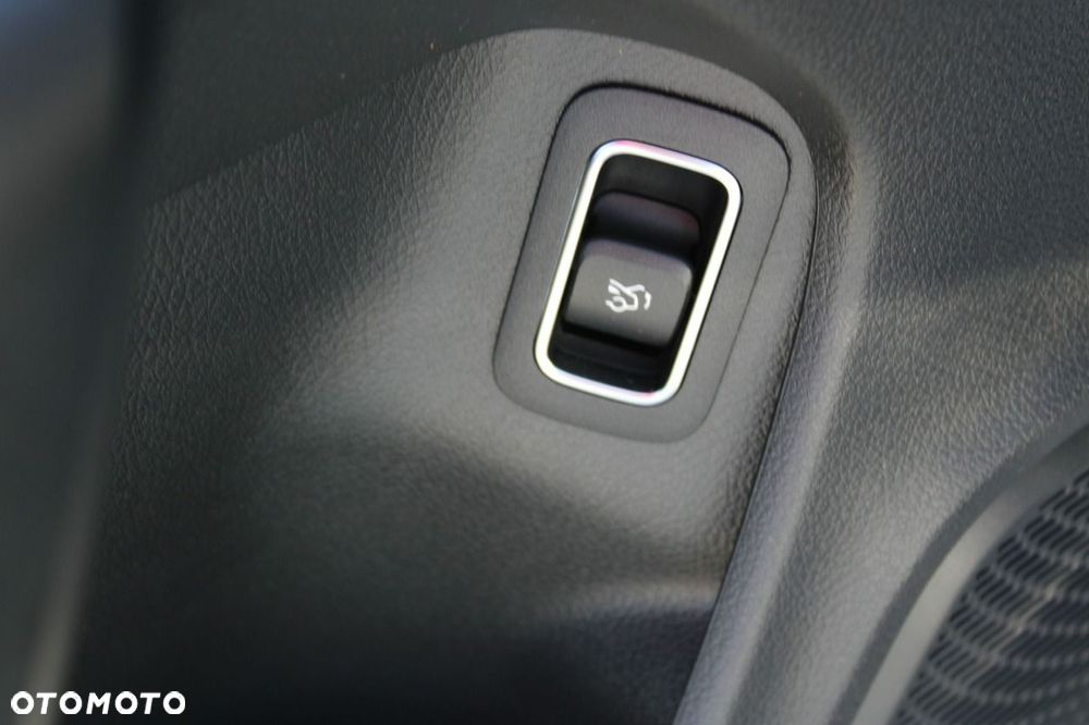 Mercedes-Benz CLA - 20