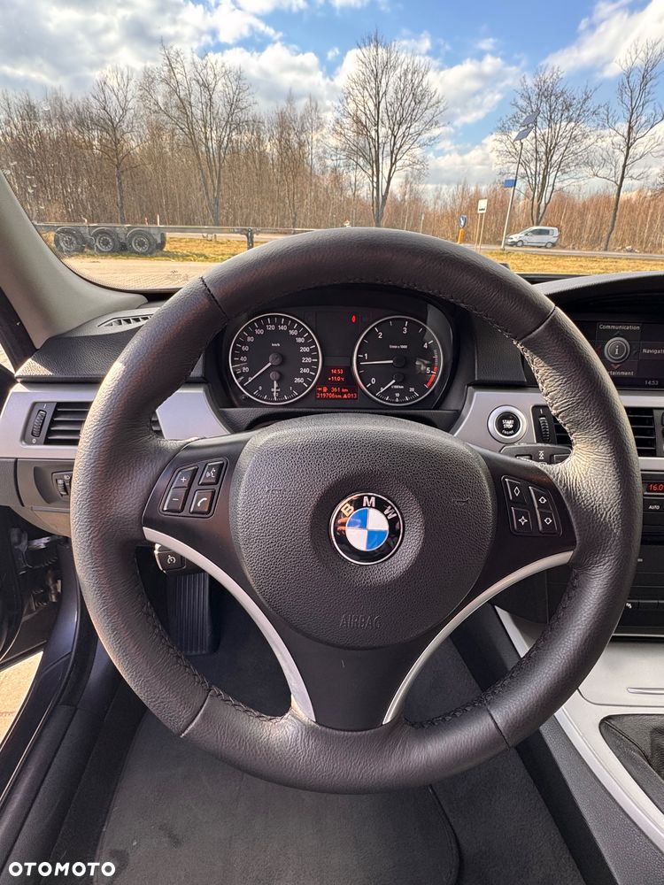 BMW Seria 3 320d - 18