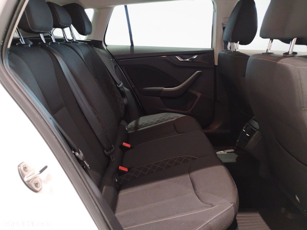 Skoda Scala 1.0 TSI Ambition - 17