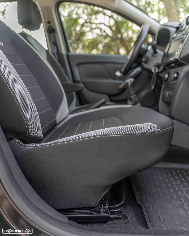 Dacia Sandero Stepway TCe 90 Prestige - 26
