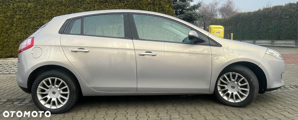 Fiat Bravo 1.4 T-JET 16V Dynamic - 4