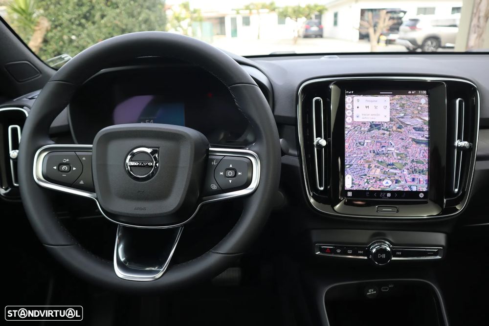 Volvo C40 Recharge Twin Motor Plus - 29