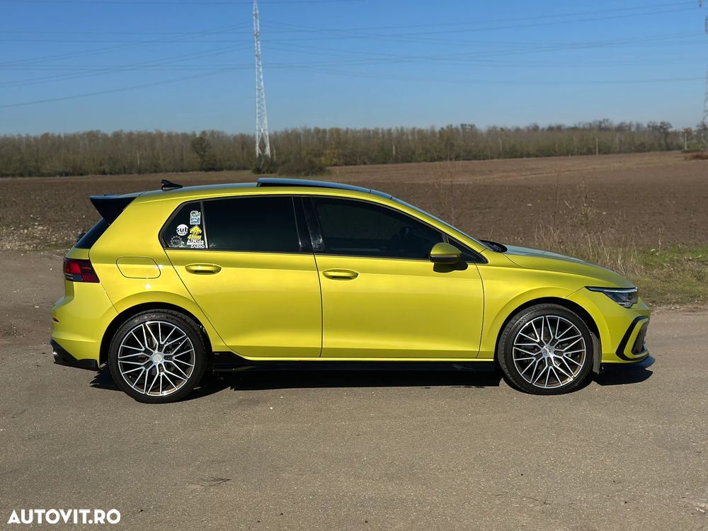 Volkswagen Golf 1.5 eTSI ACT DSG MHEV R-Line - 3