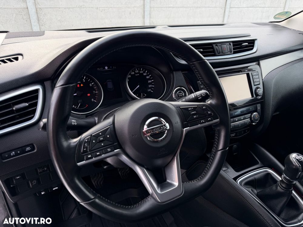 Nissan Qashqai 1.3 DIG-T N-CONNECTA - 13