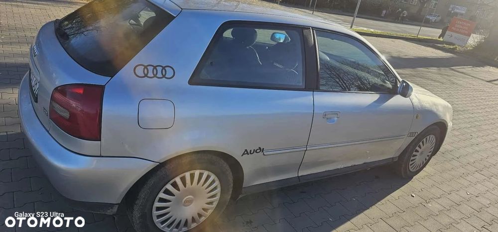 Audi A3 3-drzwiowe 1.6 Ambiente - 11