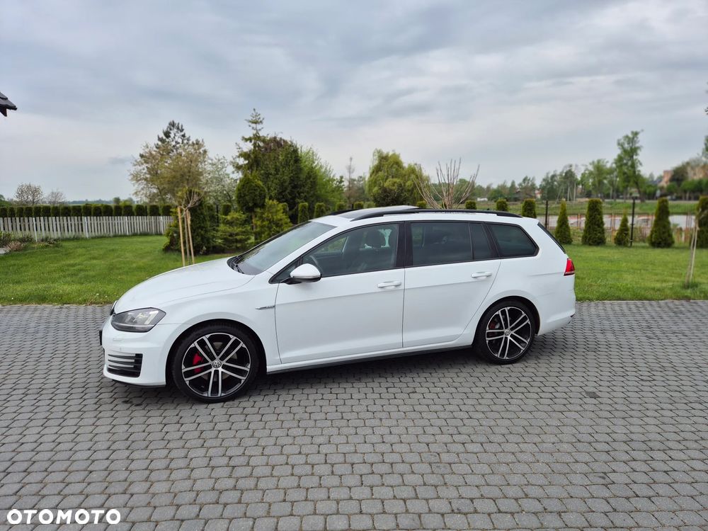 Volkswagen Golf GTD (BlueMotion Technology) - 13