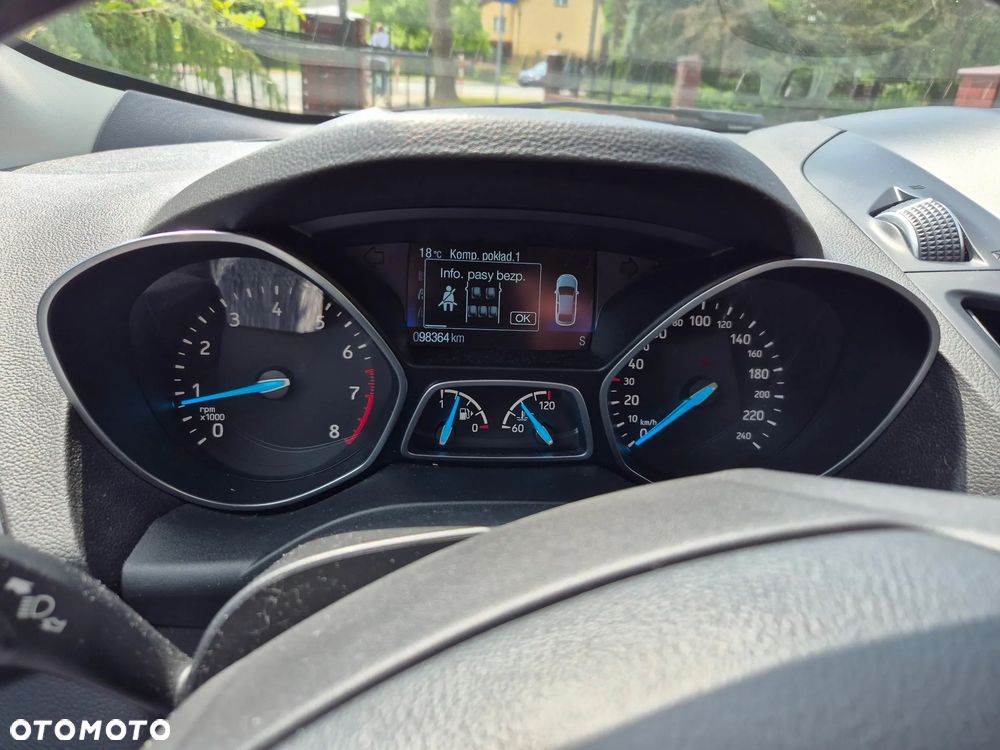 Ford Kuga - 5