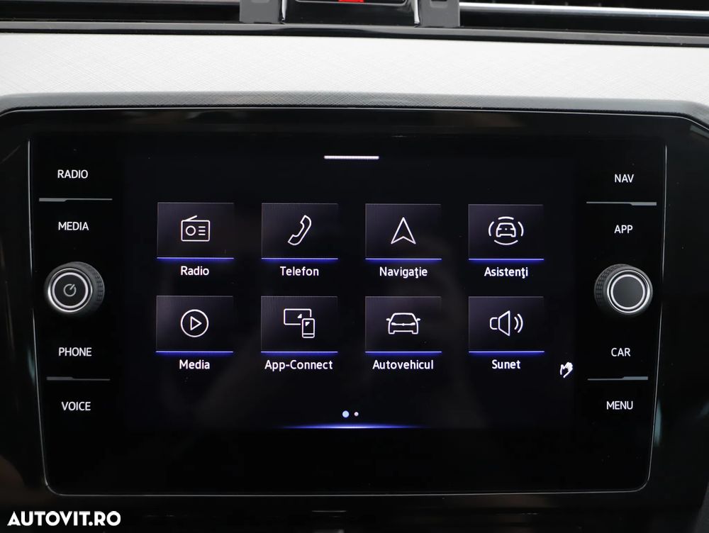 Volkswagen Passat 2.0 TDI SCR DSG Business - 20
