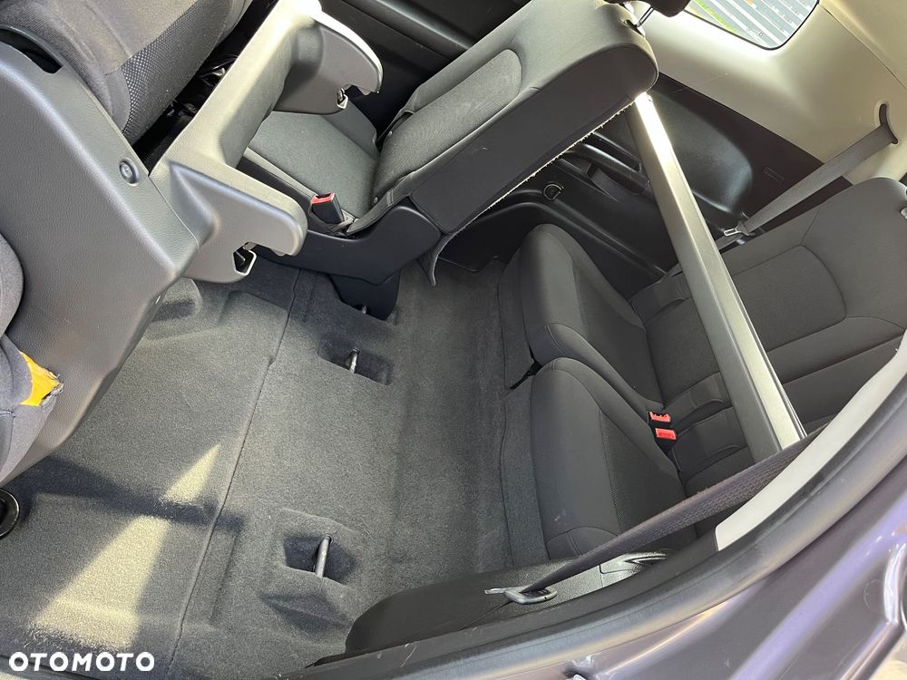 Chevrolet Orlando 1.8 LS - 21