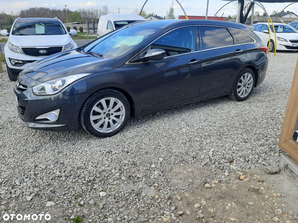 Hyundai i40 Kombi blue 1.6 Family - 5