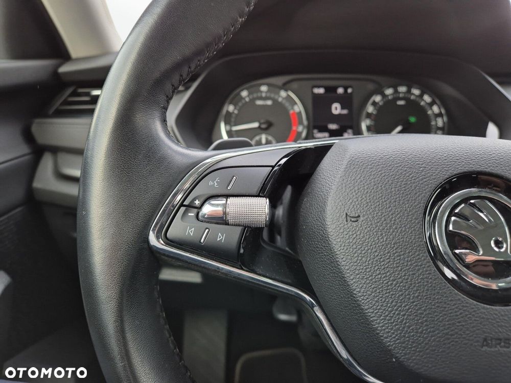 Skoda Octavia 1.5 TSI e-Tec Ambition DSG - 16