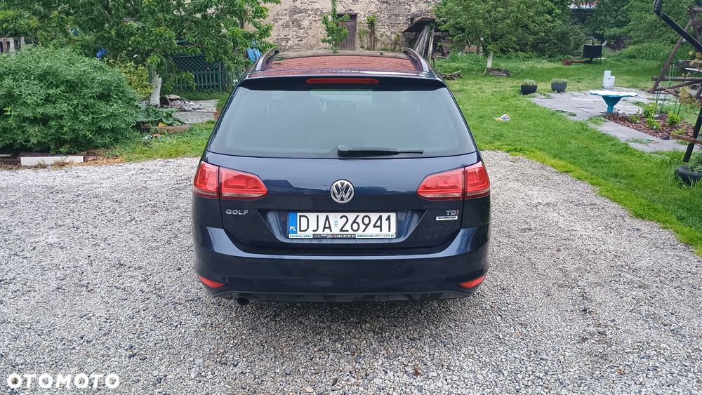 Volkswagen Golf - 4